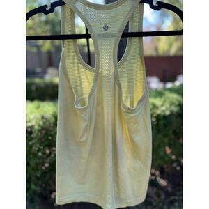 Lululemon Swiftly Tech Racerback Race Length Heathered Sheer Lemon Size 6